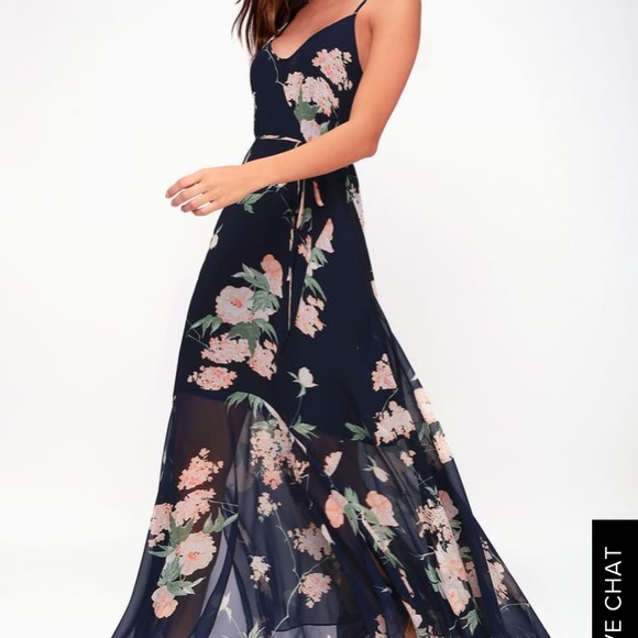 Cute casual maxi dress! Never worn and has tags. - Picture 1 of 4